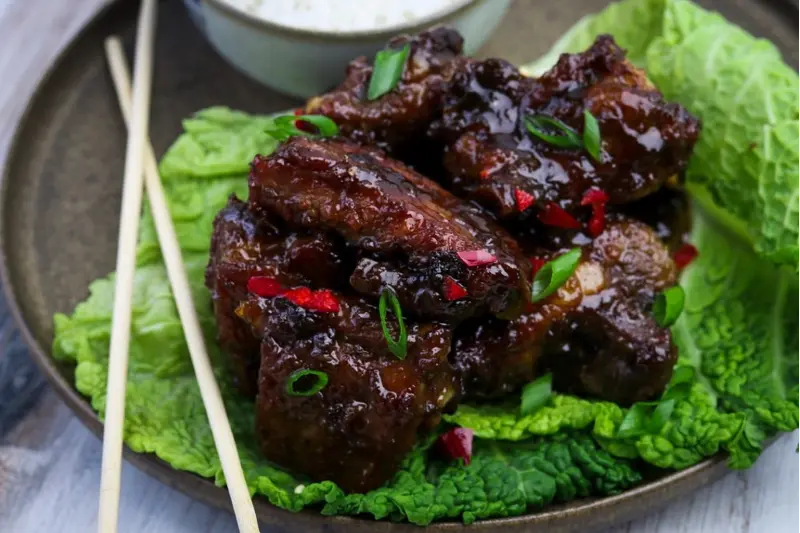 Delicious Chinese-Inspired Sticky Spare Ribs